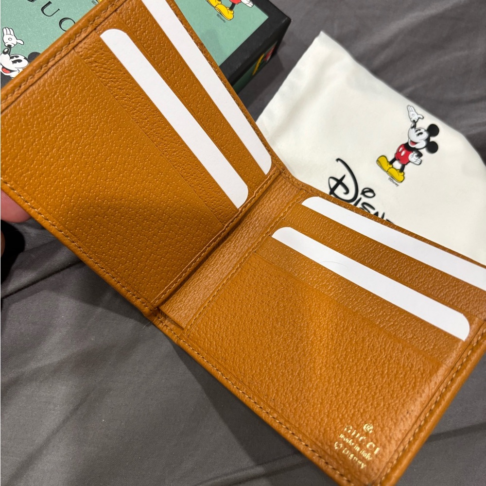 Disney Gucci Mickey Mouse Bifold Wallet - Picture 4 of 4